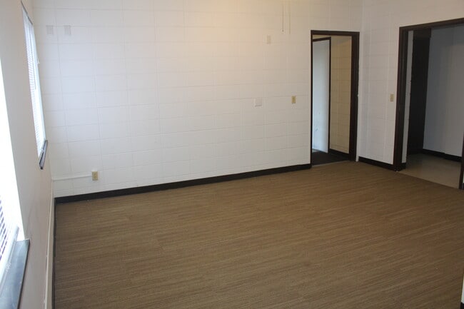 Erin Apartments in Wayne, NE - Foto de edificio - Building Photo