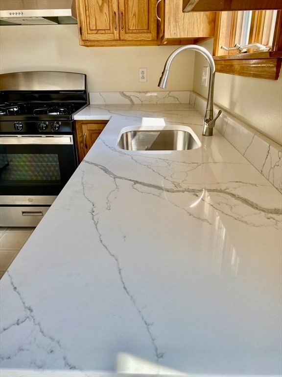 16 Central St in Newton, MA - Building Photo - Building Photo