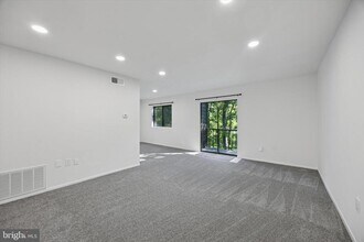 214 Painters Crossing in Chadds Ford, PA - Building Photo - Building Photo