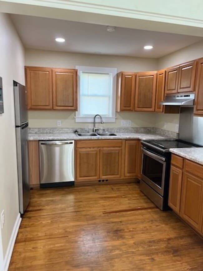 130 Kenwood Ave in Wilmington, NC - Building Photo - Building Photo