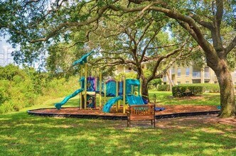 2690 Coral Landings Blvd in Palm Harbor, FL - Building Photo - Building Photo