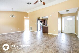 9637 Langan St in Spring Hill, FL - Foto de edificio - Building Photo