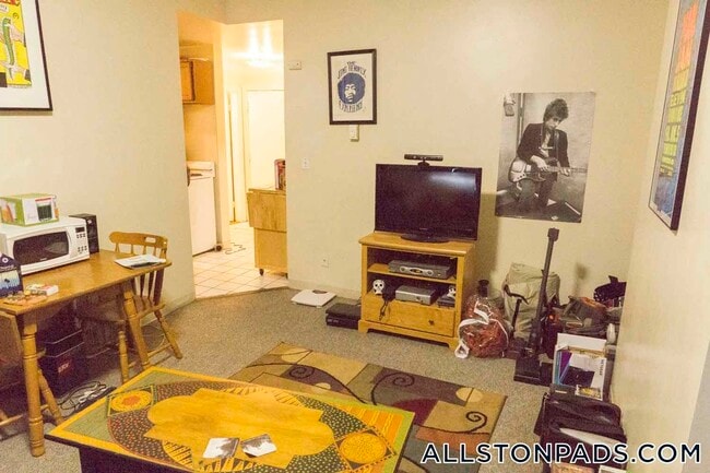 1283 Commonwealth Ave