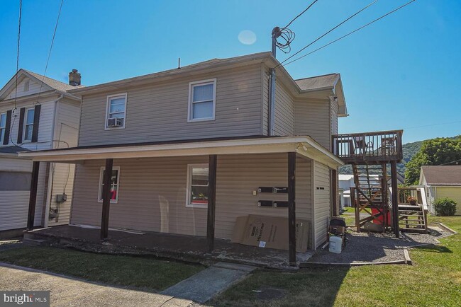property at 53 Gilmore St