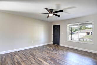2306 Southlea Dr in Dayton, OH - Building Photo - Building Photo