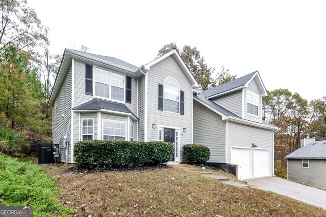 3130 Lower Creek Dr in Douglasville, GA - Building Photo - Building Photo