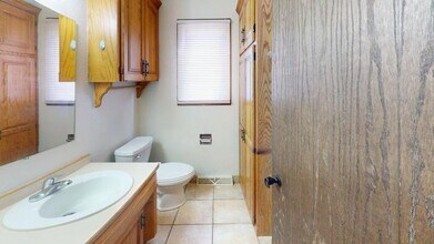 331 W Indiana Ave in Bismarck, ND - Building Photo - Building Photo