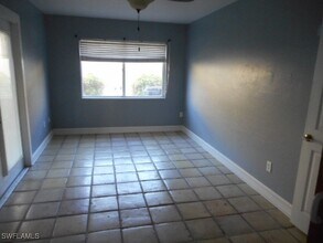 1934 Everest Pkwy in Cape Coral, FL - Building Photo - Building Photo