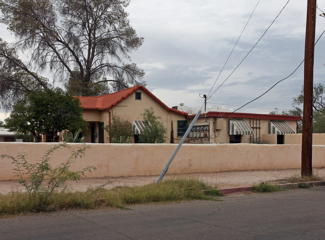 1663-1665 E 9th St in Tucson, AZ - Building Photo - Building Photo