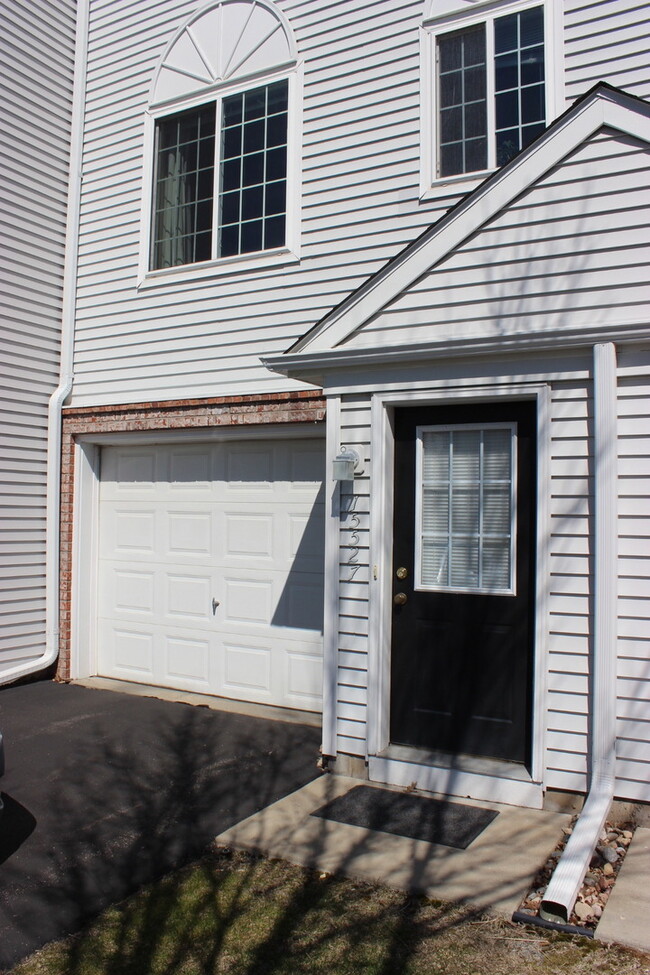 property at 15527 Foghorn Ln