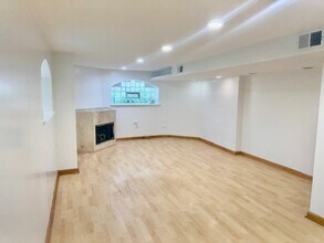 5618 N Artesian Ave in Chicago, IL - Building Photo - Building Photo