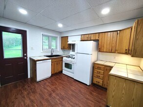 5319 E Willock Rd in Pittsburgh, PA - Building Photo - Building Photo