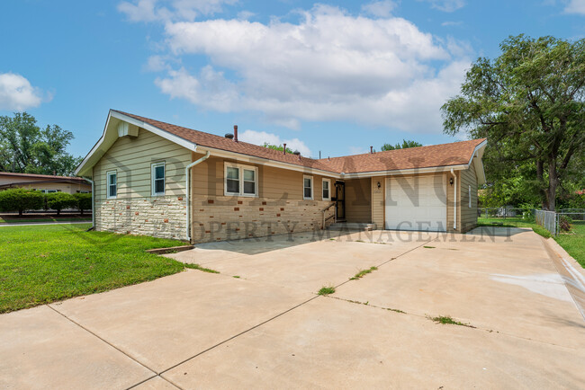 2803 N Vassar in Wichita, KS - Building Photo - Building Photo