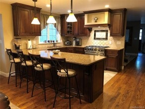 40 Ellsworth Ave in Harrison, NY - Building Photo - Building Photo