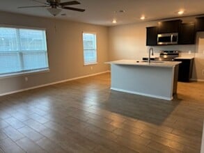 3900 Central Park Dr in Moore, OK - Building Photo - Building Photo