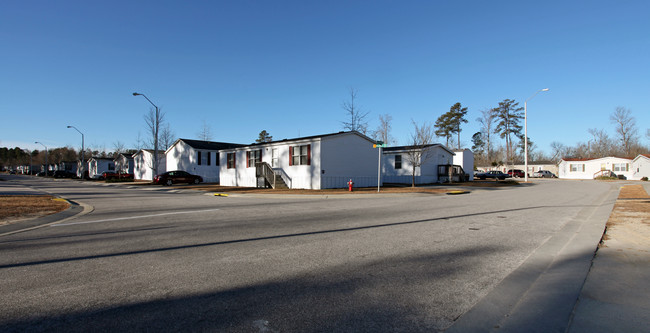 Parrish Manor in Garner, NC - Building Photo - Building Photo