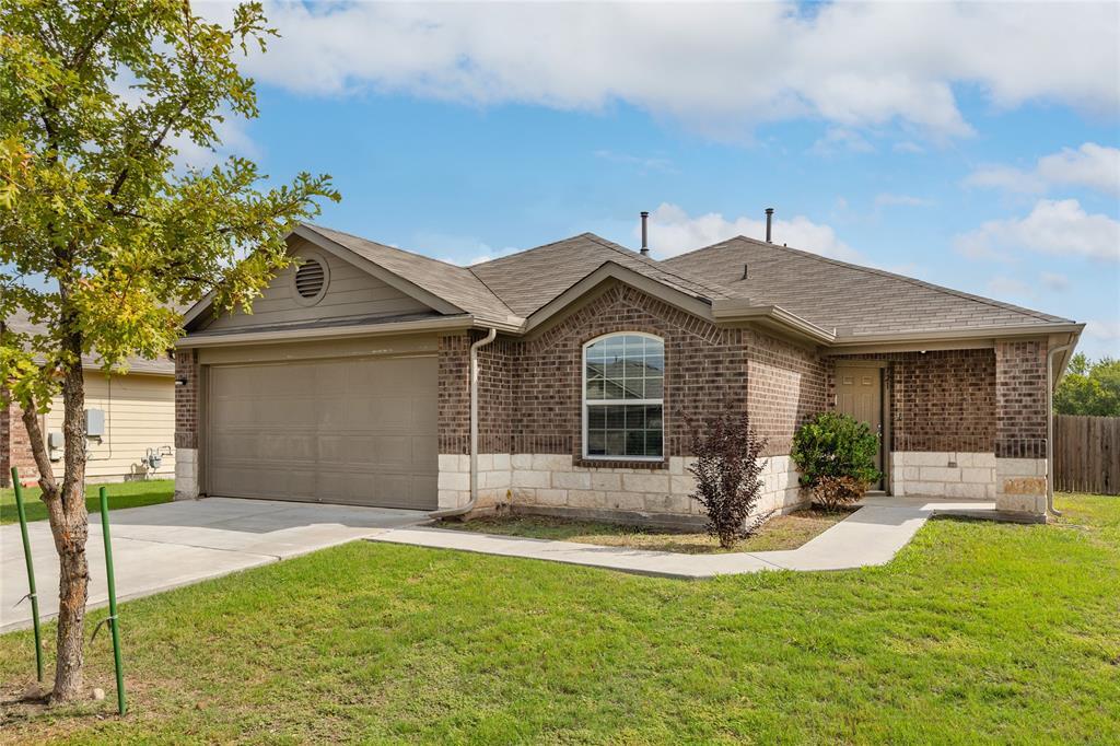 721 Luna Vista Dr in Hutto, TX - Building Photo