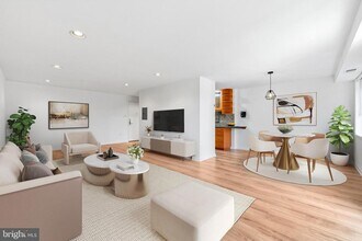 1640 Oakwood Dr in Narberth, PA - Building Photo - Building Photo