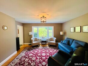 679 Aspen Ln in Orange, CT - Building Photo - Building Photo