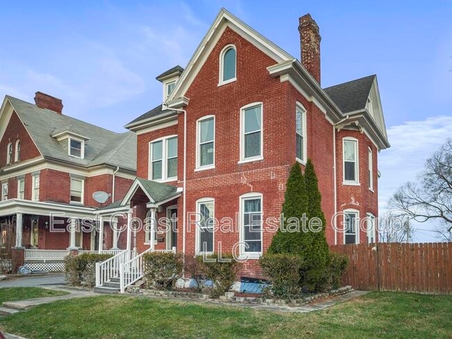 448 Summit Ave in Hagerstown, MD - Building Photo - Building Photo