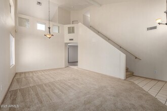 10479 W Emerald Ln in Avondale, AZ - Building Photo - Building Photo