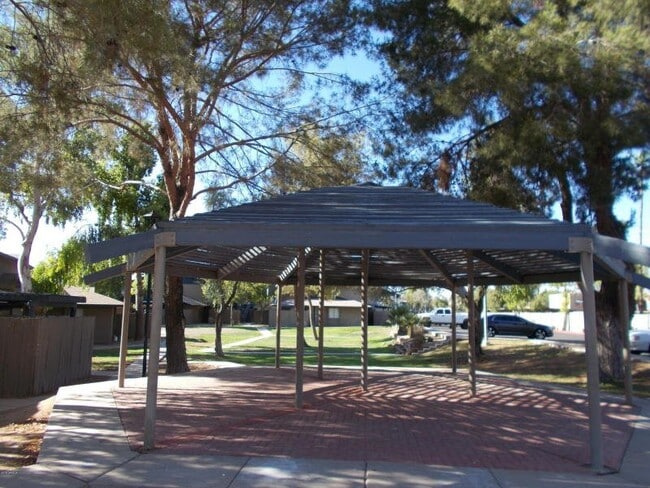 286 W Palomino Dr in Chandler, AZ - Building Photo - Building Photo