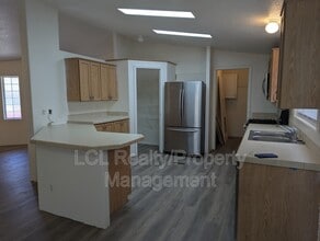 25116 Ave Vizcaya in Homeland, CA - Building Photo - Building Photo