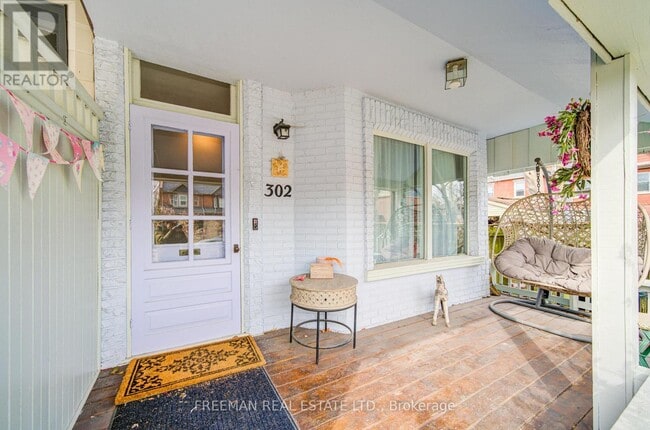 302 Evelyn Ave in Toronto, ON - Building Photo - Building Photo