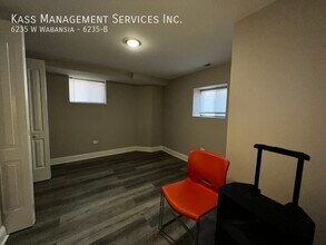 6235 W Wabansia Ave in Chicago, IL - Building Photo - Building Photo
