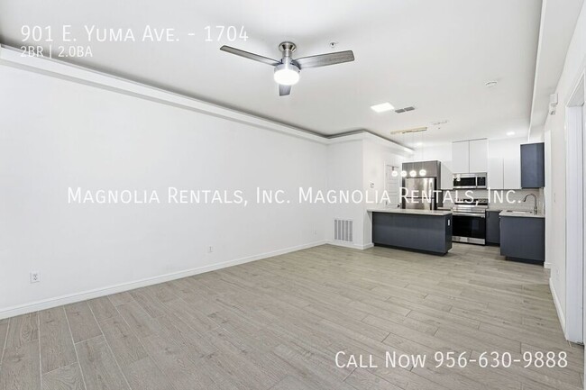 901 E Yuma Ave in McAllen, TX - Foto de edificio - Building Photo