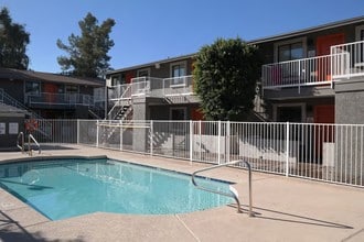 Evergreen on Hayden in Tempe, AZ - Building Photo - Building Photo