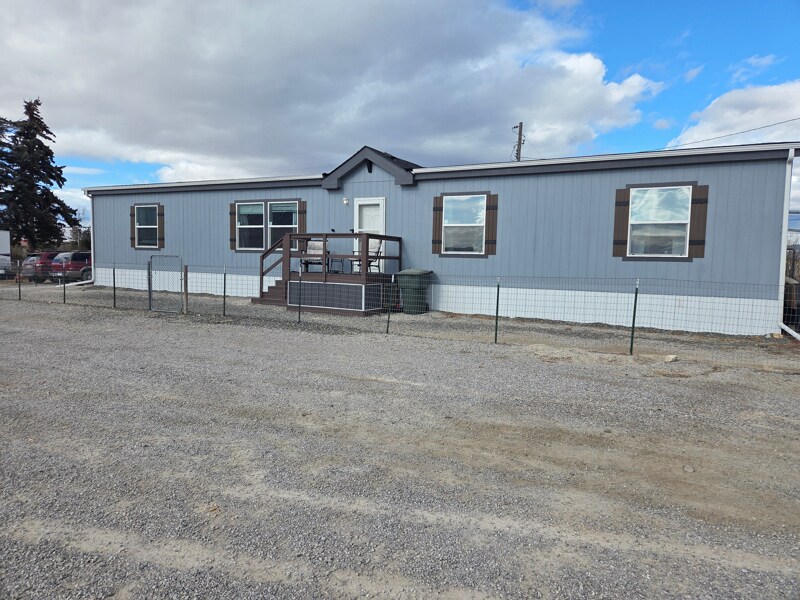 4017 State Hwy 284 in Townsend, MT - Foto de edificio