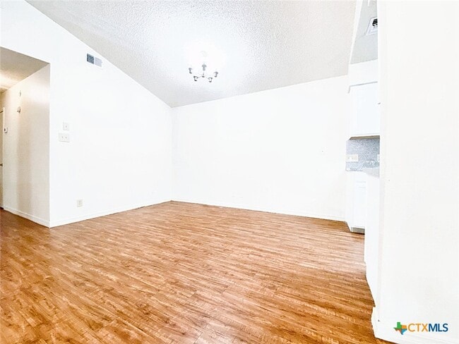 111 Hughson Ct