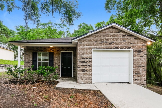 property at 2111 5th Ave