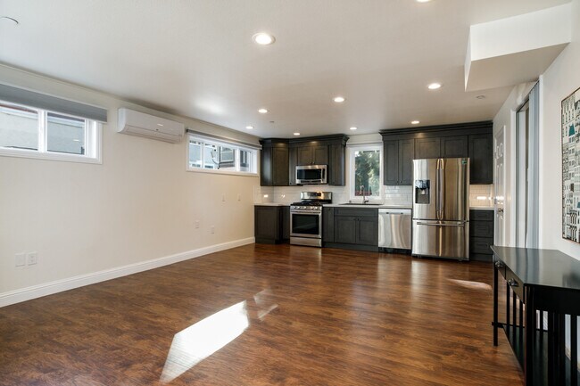 2449 Virginia St in Berkeley, CA - Building Photo - Building Photo