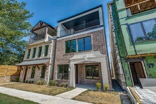 8108 Hastings Dr in Dallas, TX - Building Photo