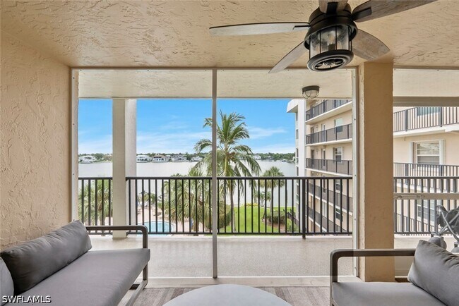 property at 3500 Gulf Shore Blvd N