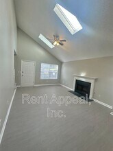 4143 Lake Mist Dr NW in Kennesaw, GA - Foto de edificio - Building Photo