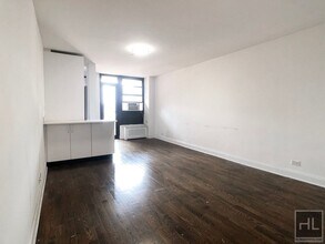 EAST 35 STREET in New York, NY - Building Photo - Building Photo