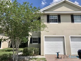 10403 Regent Square Dr in Orlando, FL - Building Photo