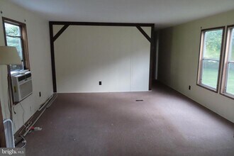 14169 Buchanan Trail W in Mercersburg, PA - Building Photo - Building Photo