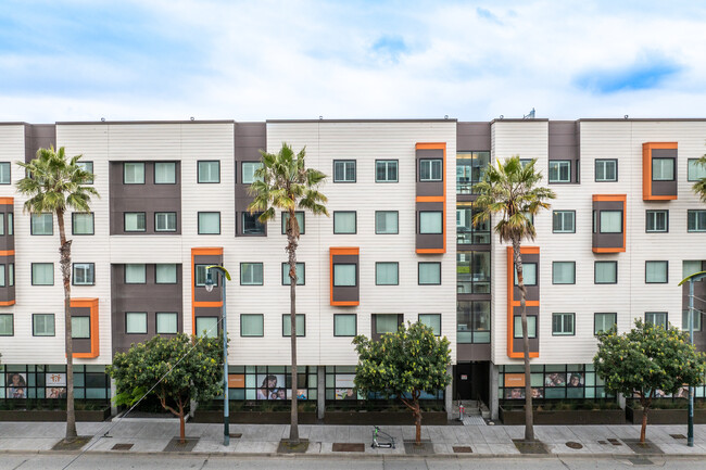 Nancy & Stephen Grand Family House in San Francisco, CA - Building Photo - Building Photo