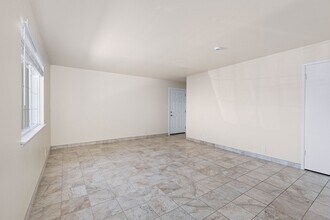 1518-1522 Trower Ave in Napa, CA - Building Photo - Building Photo