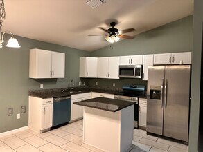 318 NW 8th Terrace in Cape Coral, FL - Building Photo - Building Photo