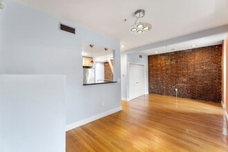 39 Worcester Sq, Unit 5 in Boston, MA - Building Photo - Building Photo