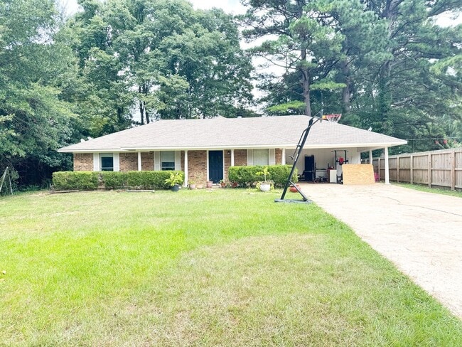 162 Camillia Cir in Ruston, LA - Building Photo - Building Photo
