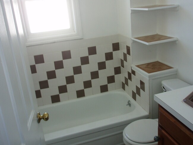 759 Veto St NW, Unit #2