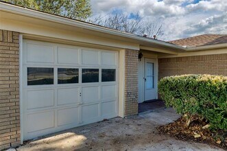 502 Brown St in Waxahachie, TX - Building Photo - Building Photo