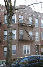 571 82nd St in Brooklyn, NY - Foto de edificio - Building Photo