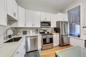 850 S Loomis St, Unit 3f in Chicago, IL - Building Photo - Building Photo